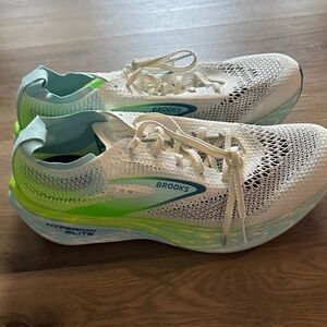 Brooks Hyperion Elite White and Neon Green Shoes